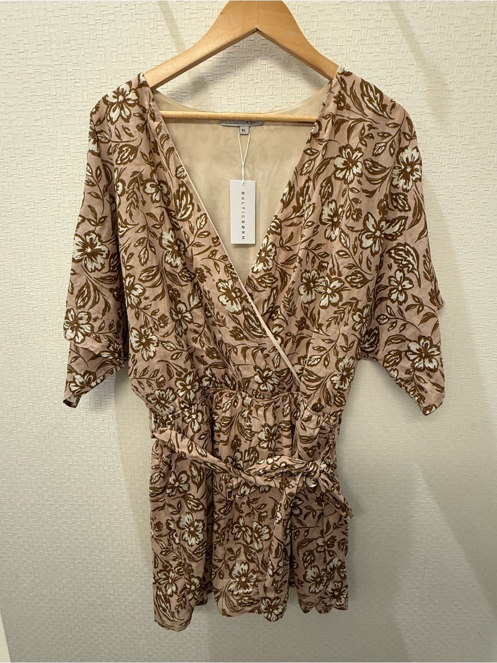 NWT Baltic Born Connor Floral Romper Taupe Brown XL
